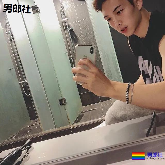 永远不缺肌肉与荷尔蒙，元气满满的小哥哥 - 51虹马