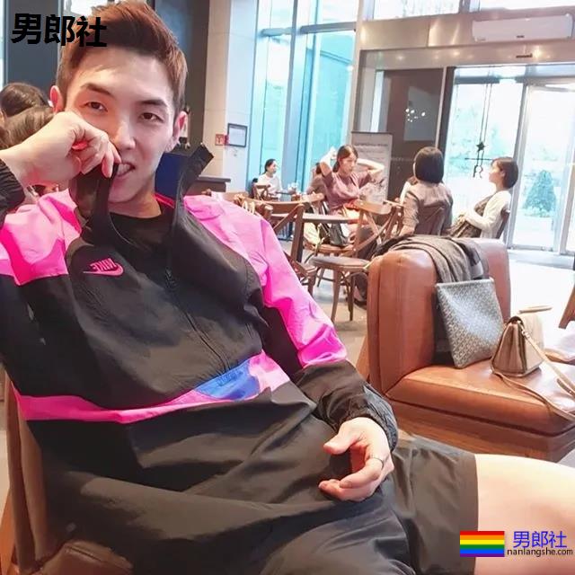 永远不缺肌肉与荷尔蒙，元气满满的小哥哥 - 51虹马