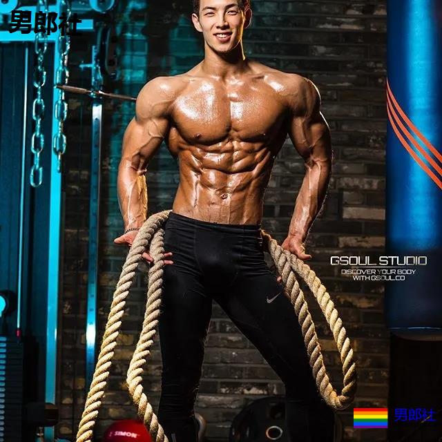 永远不缺肌肉与荷尔蒙，元气满满的小哥哥 - 51虹马