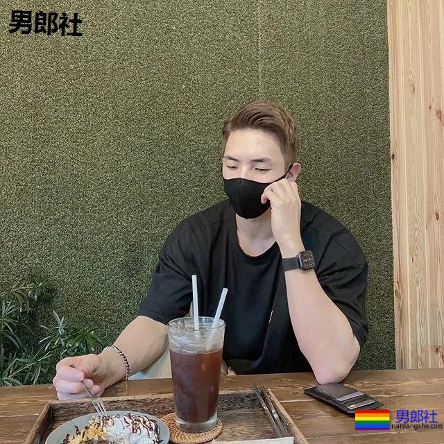 永远不缺肌肉与荷尔蒙，元气满满的小哥哥 - 51虹马