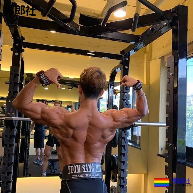 永远不缺肌肉与荷尔蒙，元气满满的小哥哥 - 51虹马