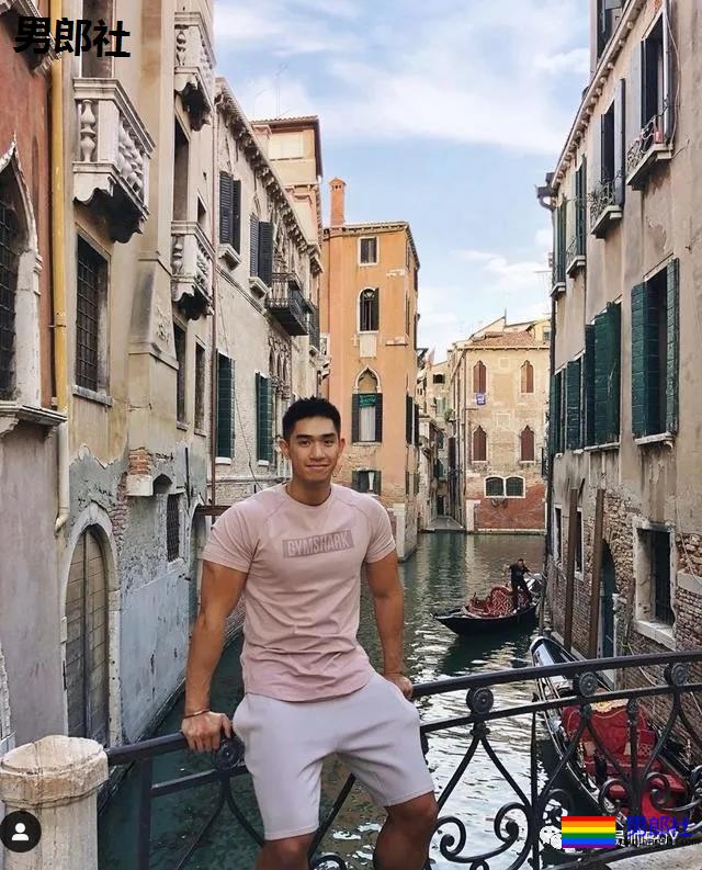 基因太强大!港姐的儿子太帅火了,鼻子超大! - 51虹马 基因太强大!港姐的儿子太帅火了,鼻子超大! - 51虹马