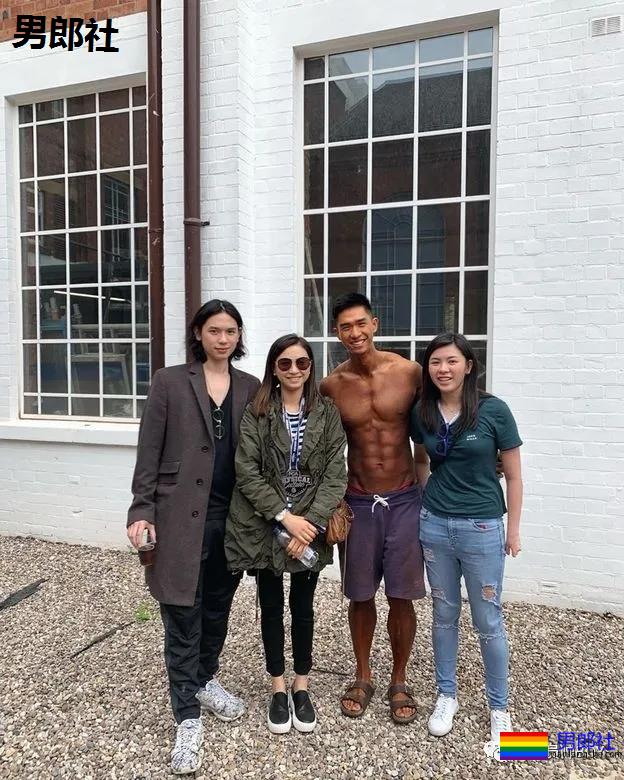 基因太强大!港姐的儿子太帅火了,鼻子超大! - 51虹马 基因太强大!港姐的儿子太帅火了,鼻子超大! - 51虹马