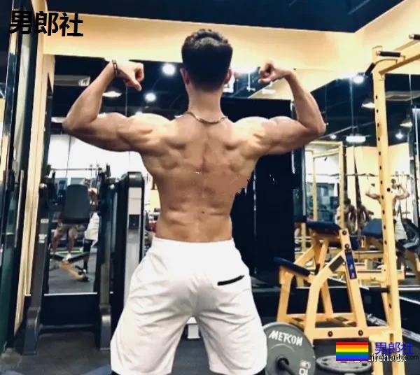 186cm厦门肌肉教练,网友:这不就是理想男友么~ - 51虹马 186cm厦门肌肉教练,网友:这不就是理想男友么~ - 51虹马