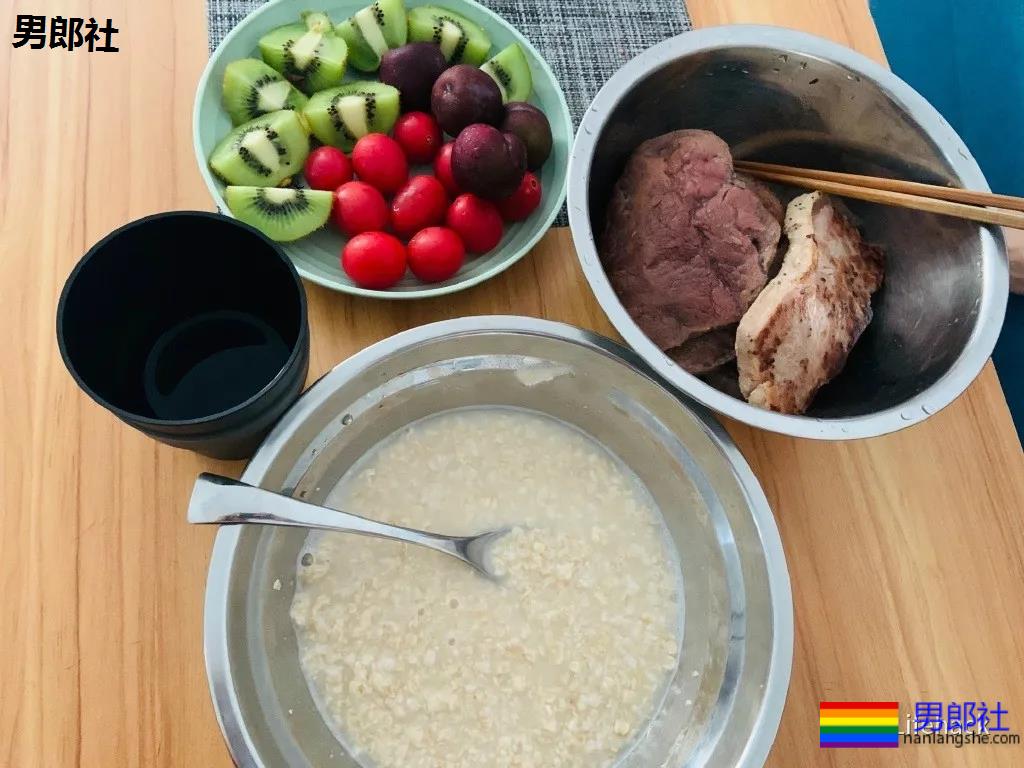 186cm厦门肌肉教练,网友:这不就是理想男友么~ - 51虹马 186cm厦门肌肉教练,网友:这不就是理想男友么~ - 51虹马