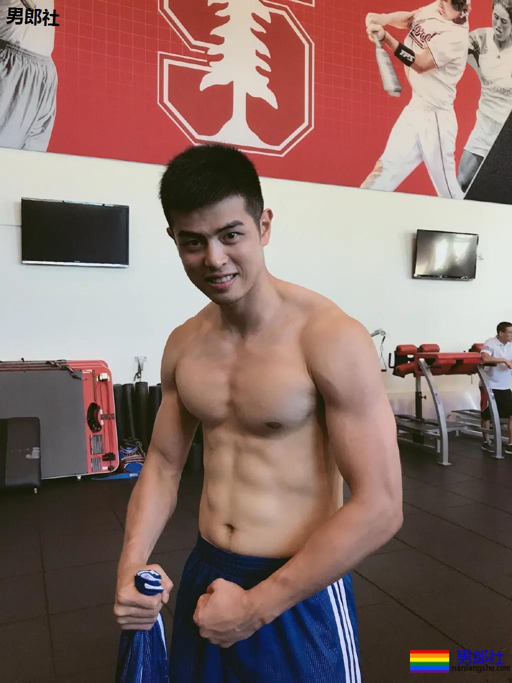 长腿大鼻子篮球体育生,CBA超帅肌肉寸头球员大比拼,太可了吧! - 51虹马 长腿大鼻子篮球体育生,CBA超帅肌肉寸头球员大比拼,太可了吧! - 51虹马