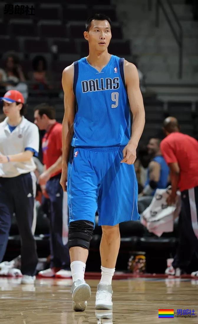 长腿大鼻子篮球体育生,CBA超帅肌肉寸头球员大比拼,太可了吧! - 51虹马 长腿大鼻子篮球体育生,CBA超帅肌肉寸头球员大比拼,太可了吧! - 51虹马