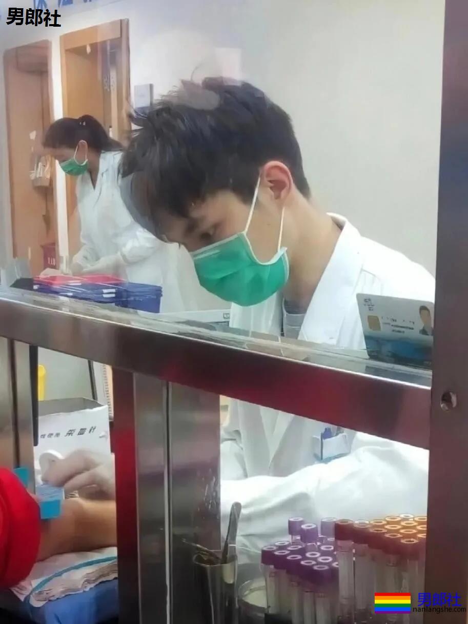 抓拍神仙颜值医生小哥，谁才是你的天使男友？ - 51虹马