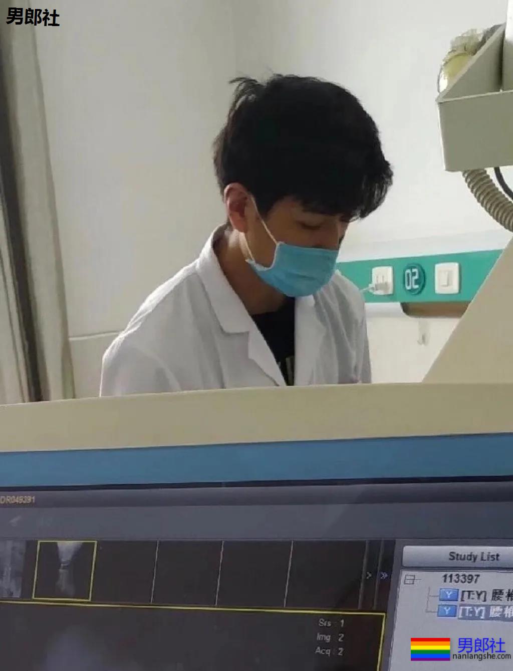 抓拍神仙颜值医生小哥，谁才是你的天使男友？ - 51虹马