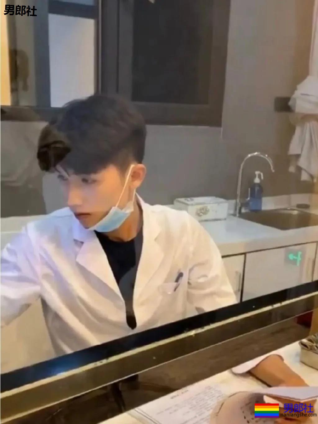 抓拍神仙颜值医生小哥，谁才是你的天使男友？ - 51虹马