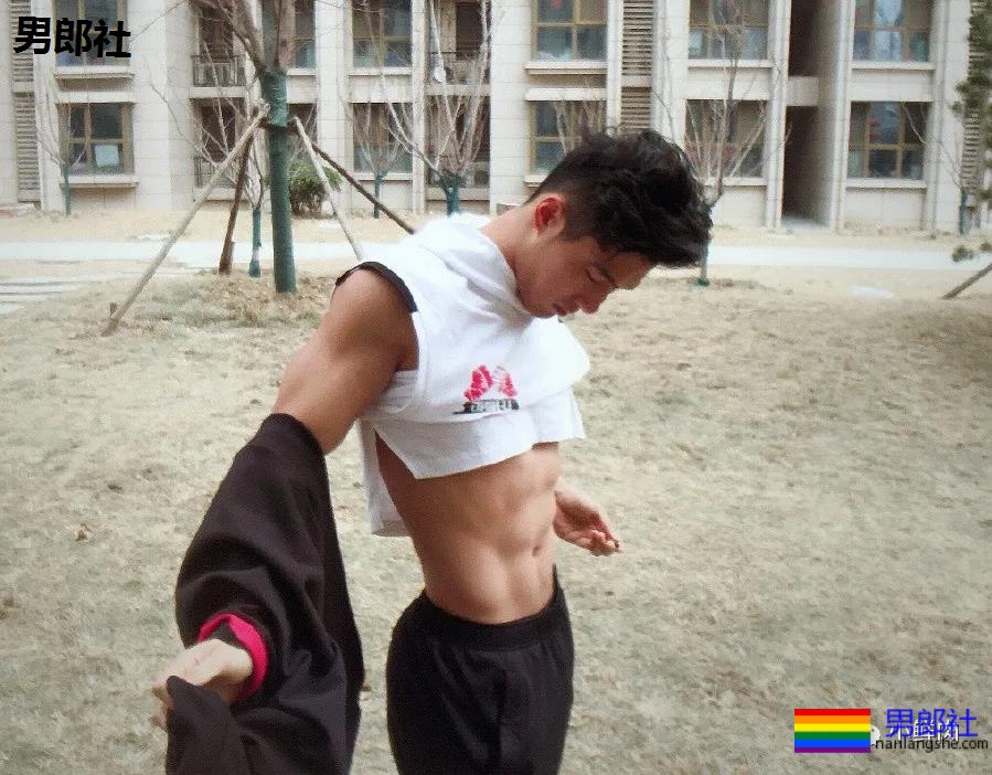 浙江体院新晋小生拍运动大片,这也太A了吧! - 51虹马 浙江体院新晋小生拍运动大片,这也太A了吧! - 51虹马