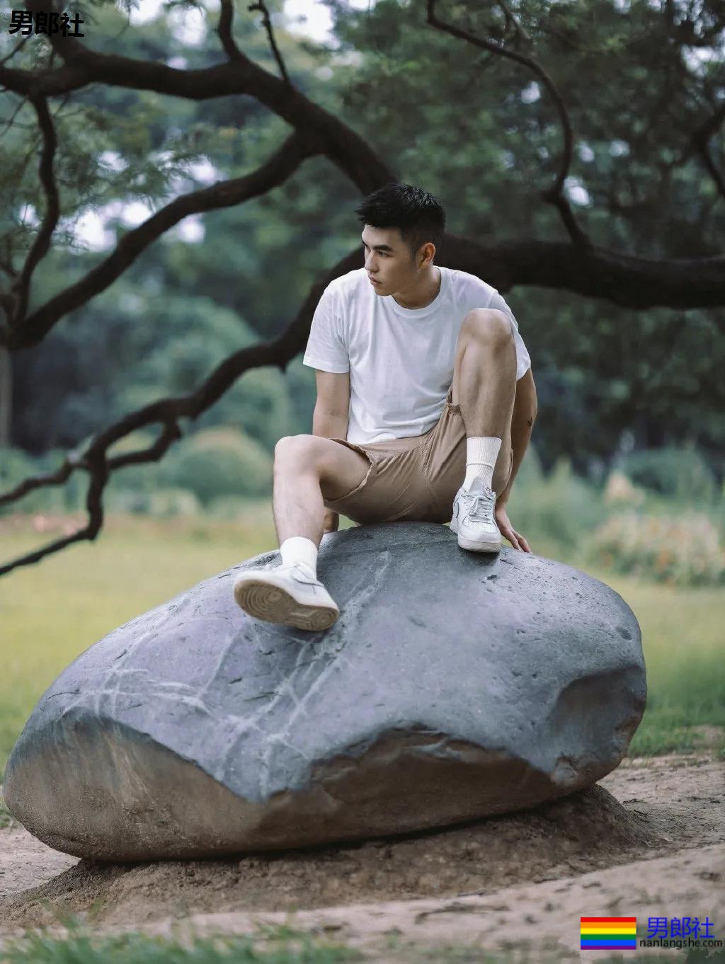 浓眉大眼的川渝帅哥，有点壮有点帅！ - 51虹马