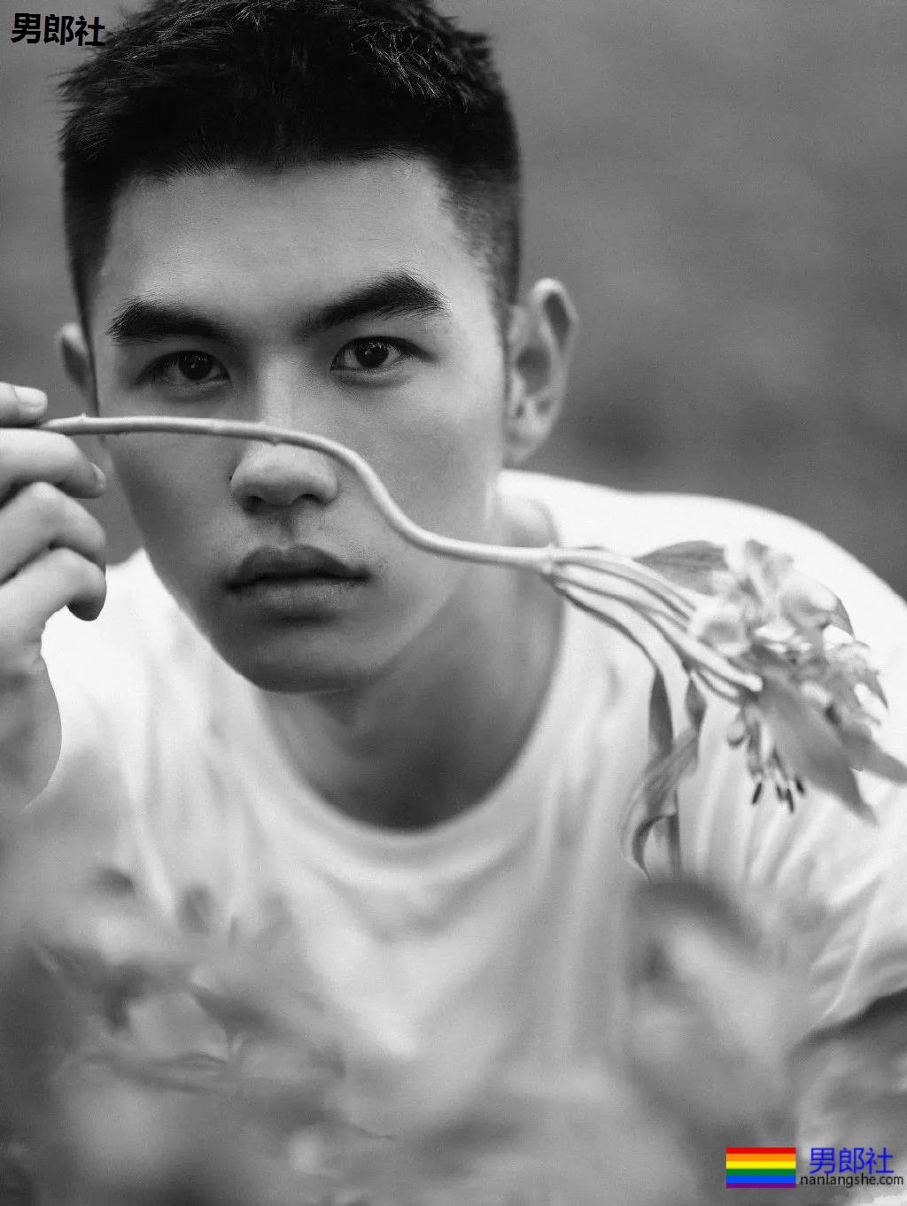 浓眉大眼的川渝帅哥，有点壮有点帅！ - 51虹马