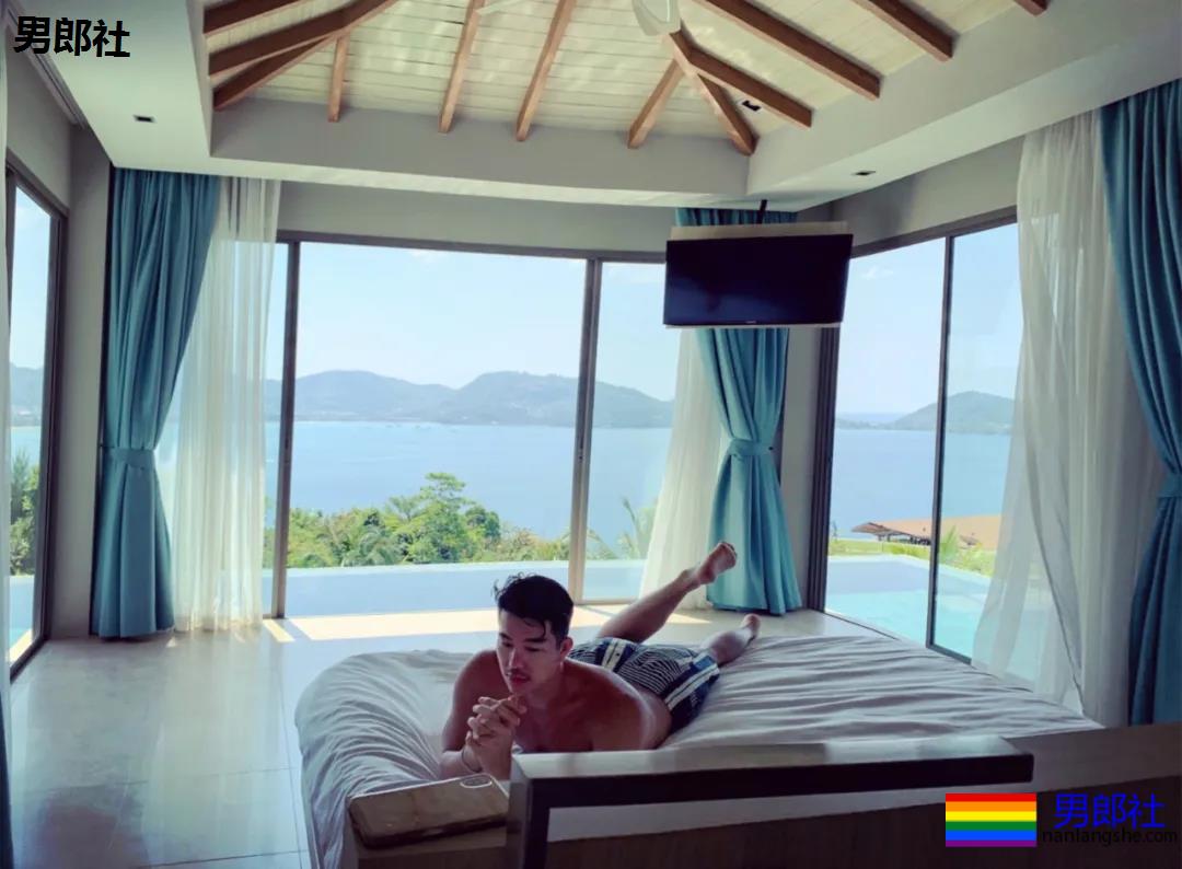 “胡子肌肉男泳池paly！包有大料更是实力满分！” - 51虹马