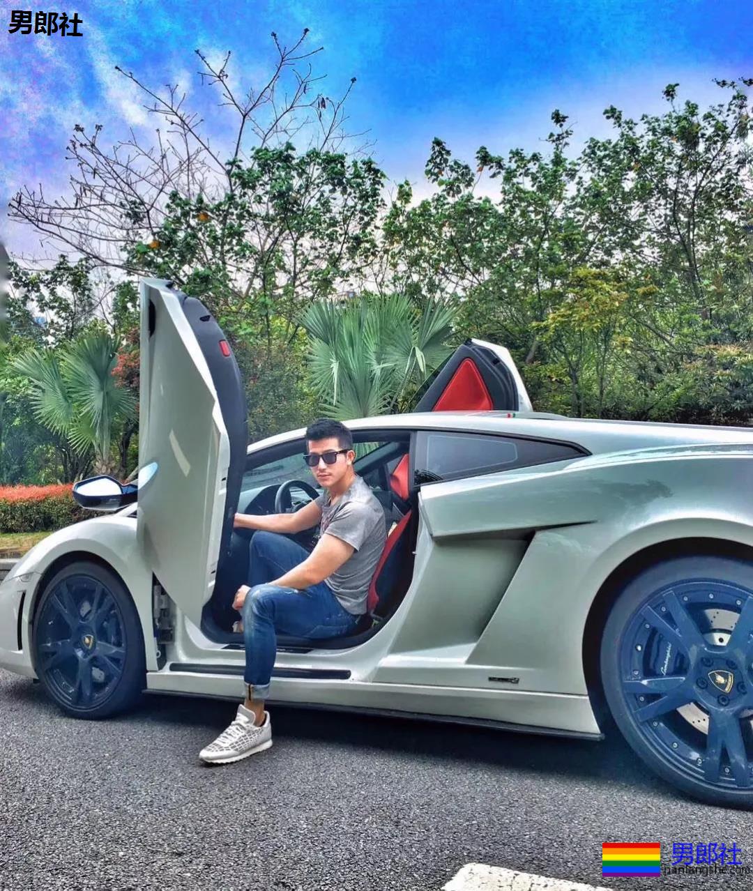 “胡子肌肉男泳池paly！包有大料更是实力满分！” - 51虹马