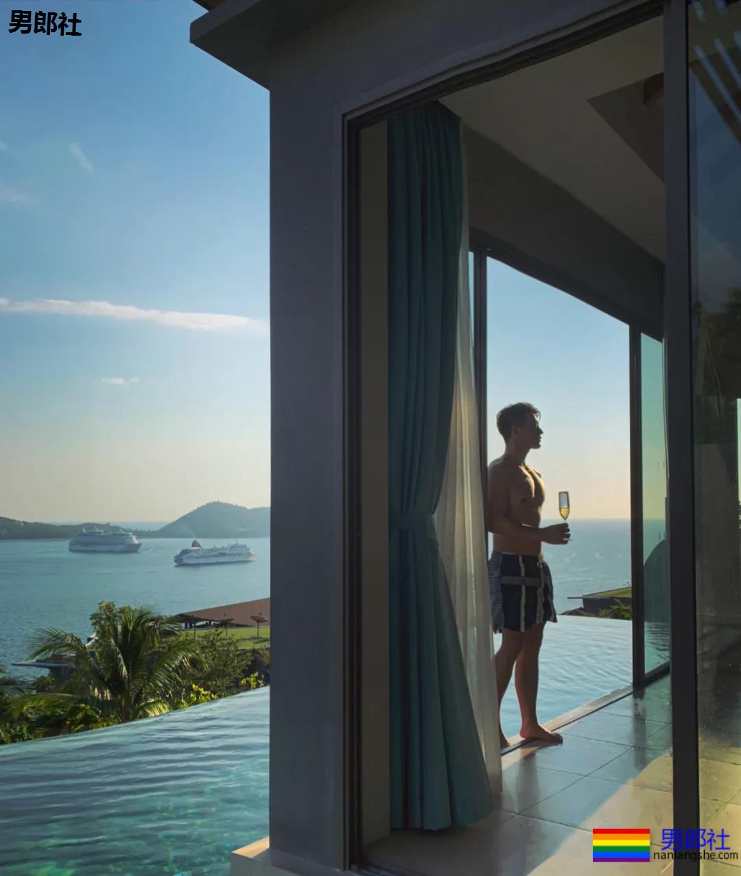 “胡子肌肉男泳池paly！包有大料更是实力满分！” - 51虹马