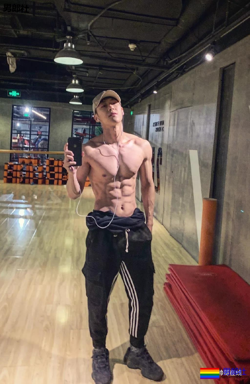 全国体院体育生大作战，你pick哪家的肌肉男朋友？ - 51虹马