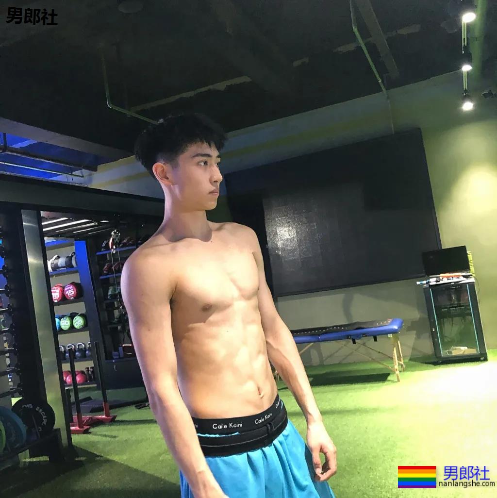 全国体院体育生大作战，你pick哪家的肌肉男朋友？ - 51虹马