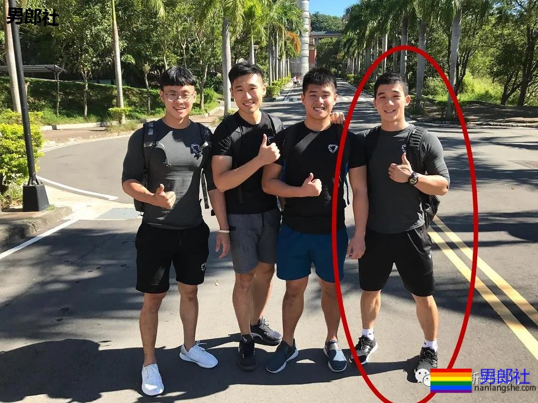 健身教练拍写真P图过度，看到真人幻灭了！ - 51虹马