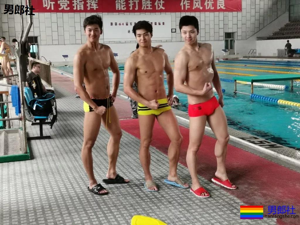 游泳队汪顺训练照惹尖叫，192腹肌公狗腰好身材，太馋了! - 51虹马
