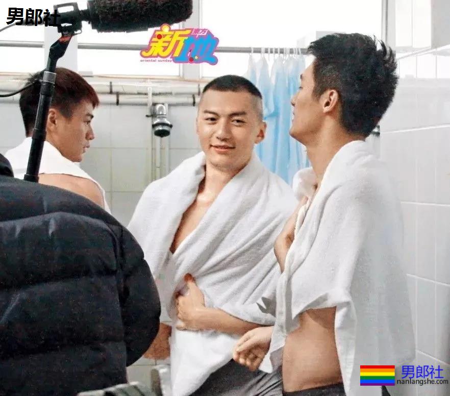 42寸胸肌+前泳队健将持身,又一新人男星被导演力捧! - 51虹马 42寸胸肌+前泳队健将持身,又一新人男星被导演力捧! - 51虹马