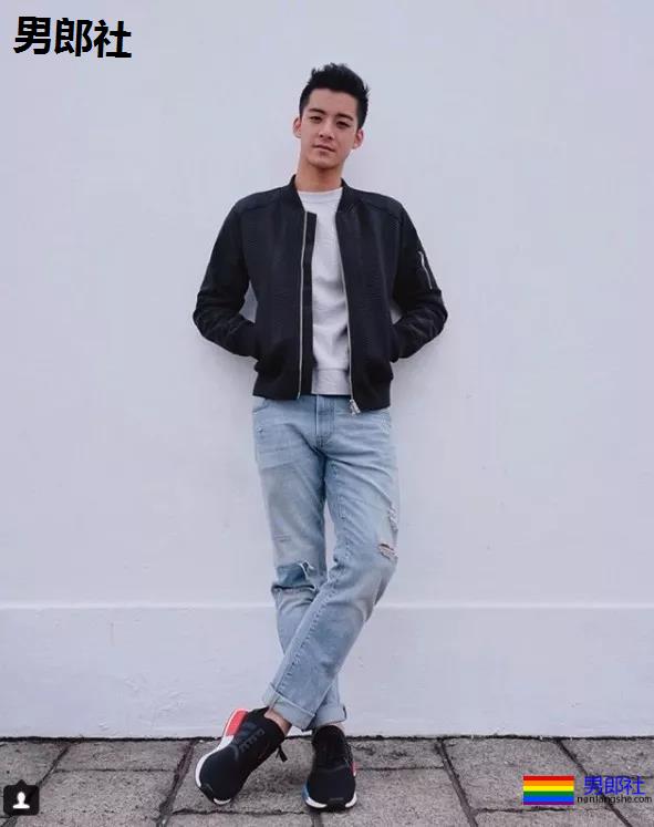 42寸胸肌+前泳队健将持身,又一新人男星被导演力捧! - 51虹马 42寸胸肌+前泳队健将持身,又一新人男星被导演力捧! - 51虹马