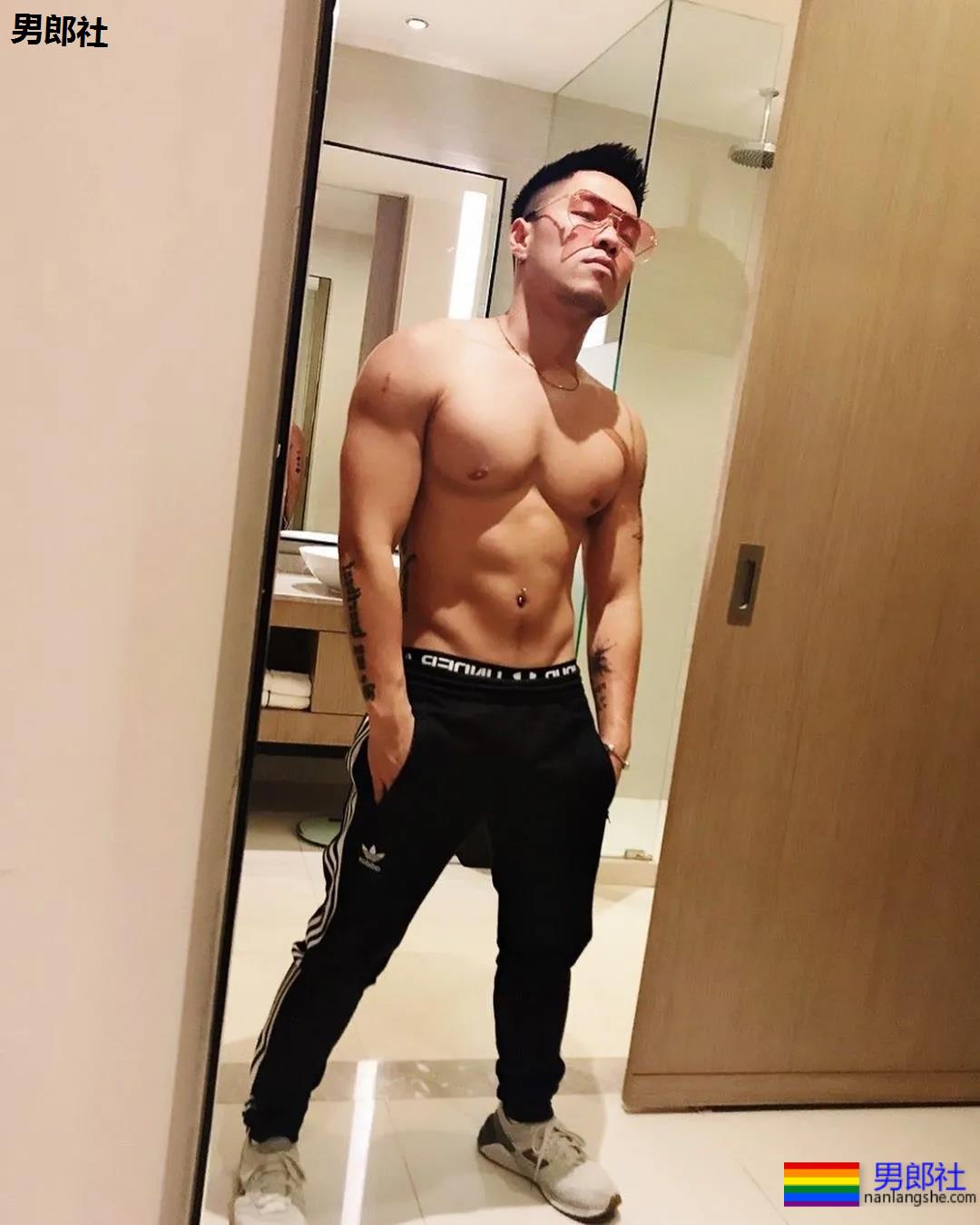 身为肌肉0，我从不用rush - 51虹马