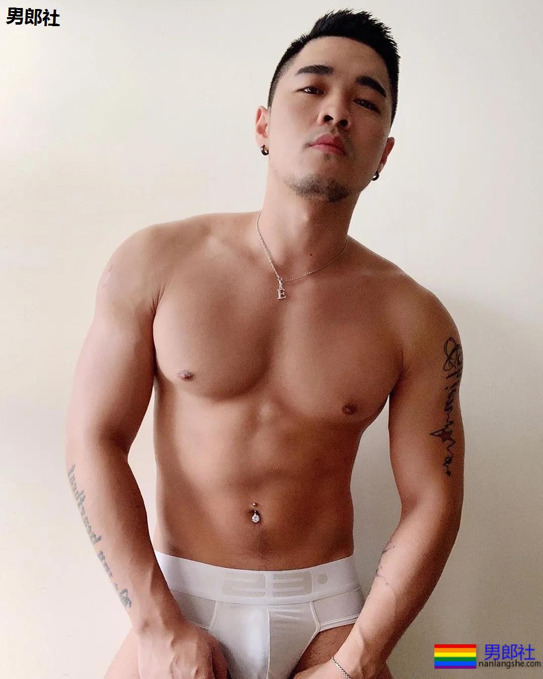 身为肌肉0，我从不用rush - 51虹马