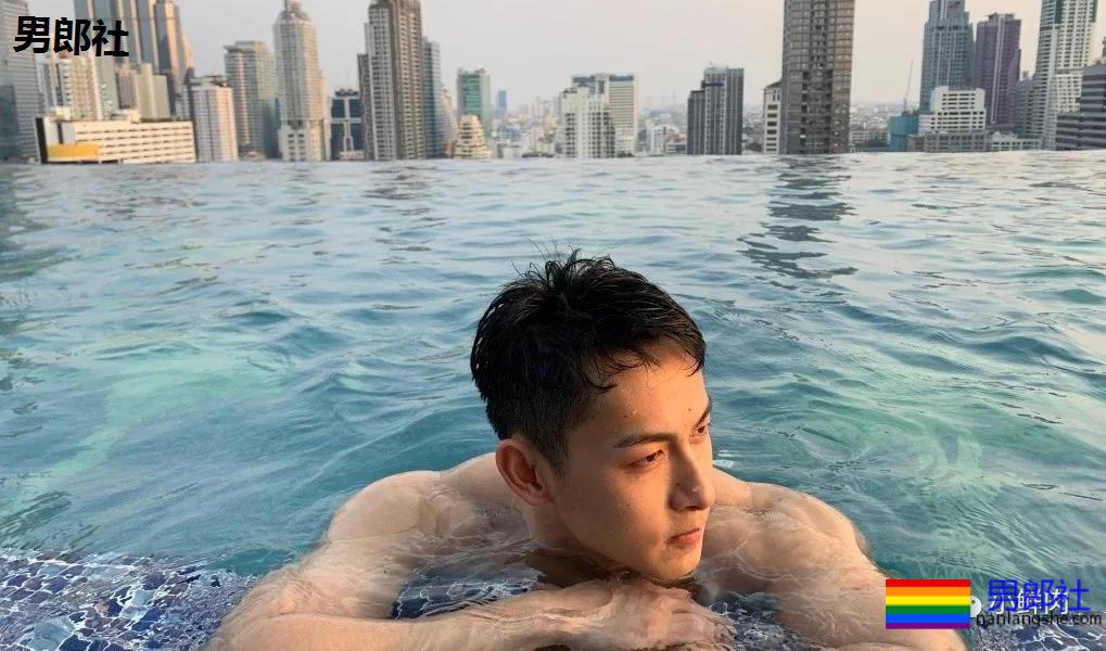 99年高鼻梁上海体院运动小哥,这体能也太强了吧!-51虹马