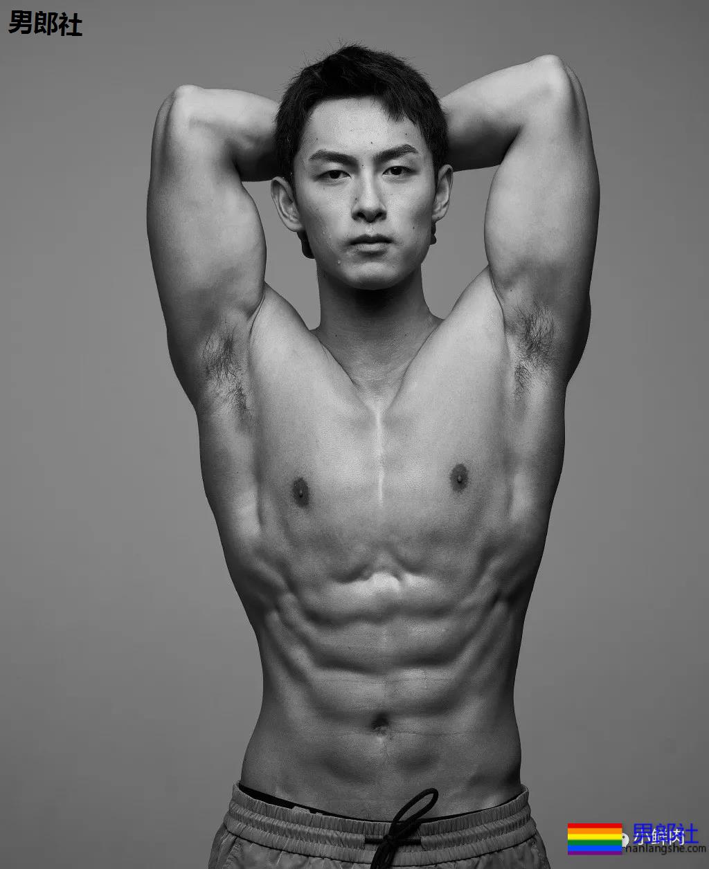 99年高鼻梁上海体院运动小哥,这体能也太强了吧! - 51虹马 99年高鼻梁上海体院运动小哥,这体能也太强了吧! - 51虹马