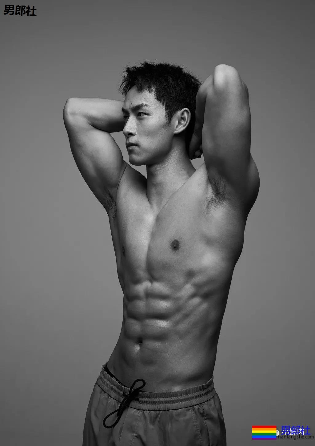 99年高鼻梁上海体院运动小哥,这体能也太强了吧! - 51虹马 99年高鼻梁上海体院运动小哥,这体能也太强了吧! - 51虹马