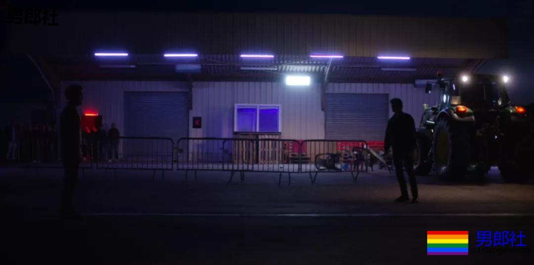 在花海里做爱做的事情:你想体验吗? - 51虹马 在花海里做爱做的事情:你想体验吗? - 51虹马