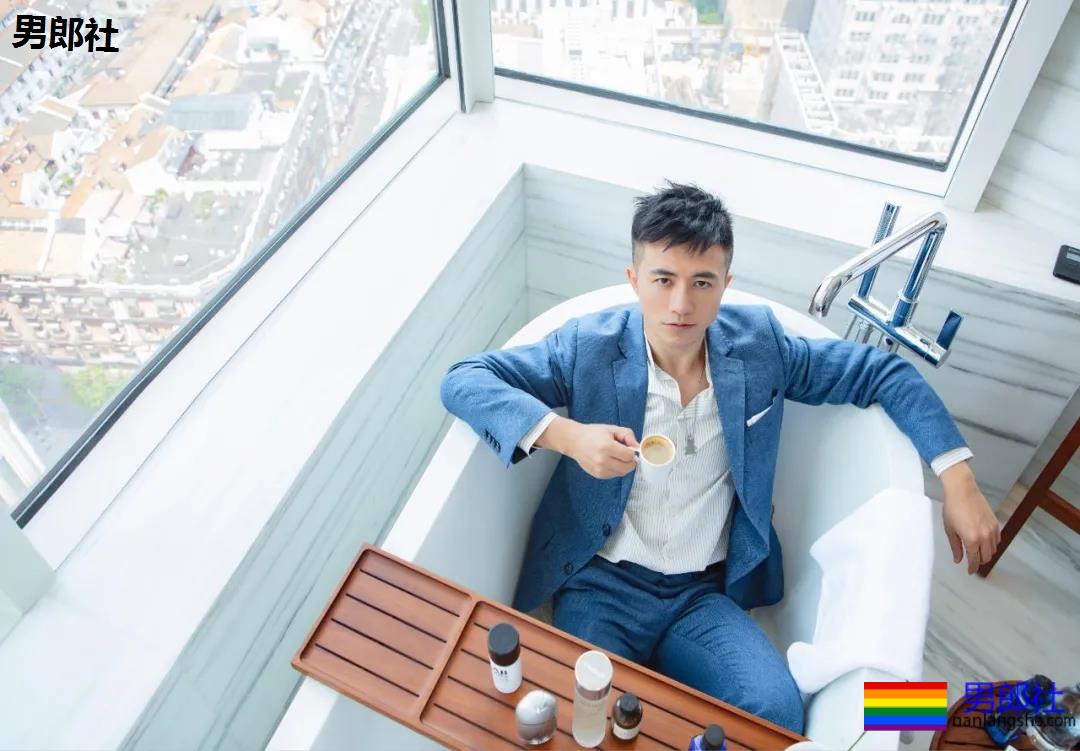 被称为gay圈网红鼻祖的毛毛迅,如今还好吗?|独家对话 - 51虹马 被称为gay圈网红鼻祖的毛毛迅,如今还好吗?|独家对话 - 51虹马