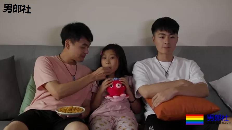 人鬼情缘，两帅哥互生好感！ - 51虹马