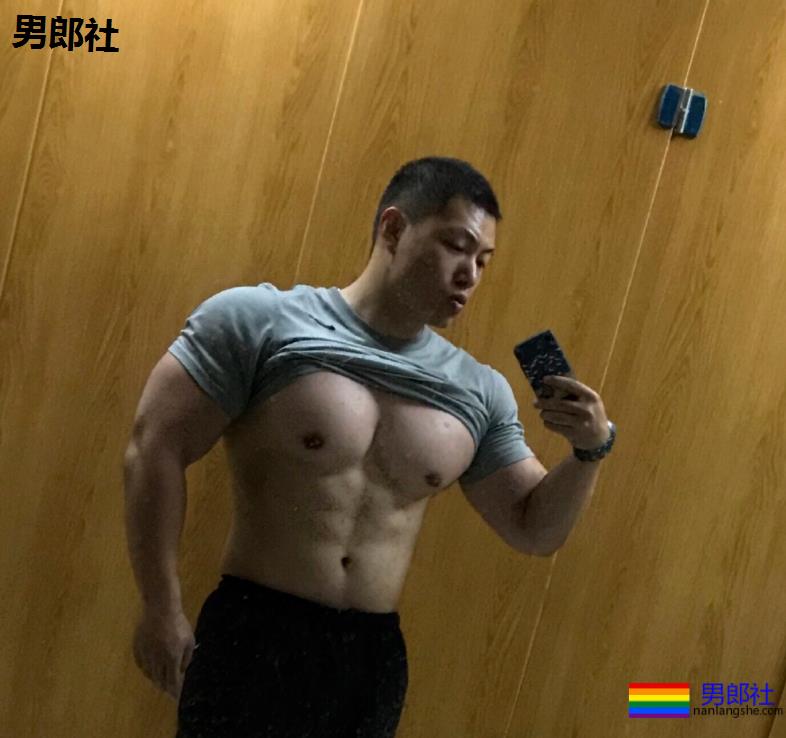 山东健身教练因肌肉太大而遭嫌弃,网友:想要这个男朋友! - 51虹马 山东健身教练因肌肉太大而遭嫌弃,网友:想要这个男朋友! - 51虹马