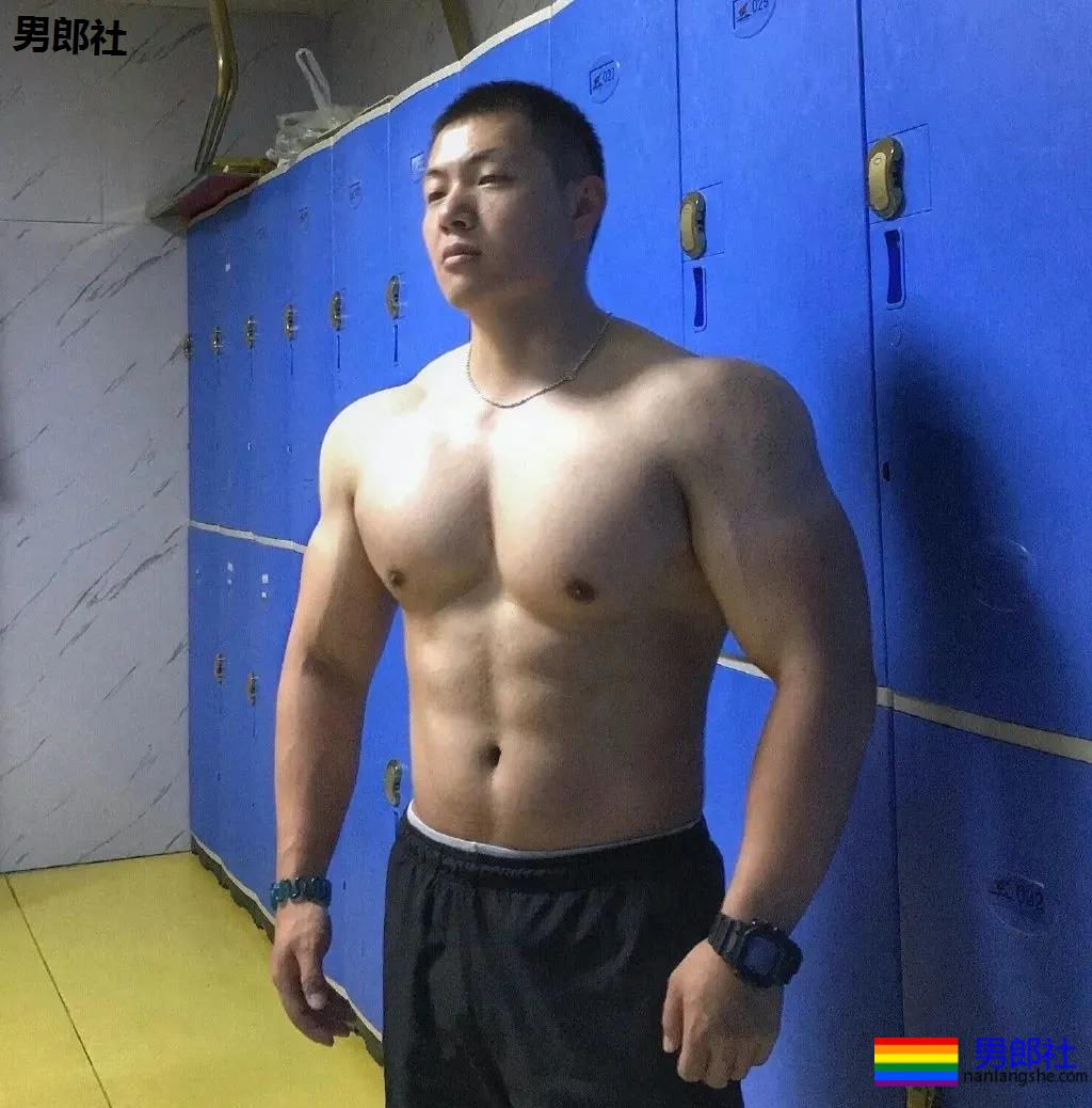 山东健身教练因肌肉太大而遭嫌弃,网友:想要这个男朋友! - 51虹马 山东健身教练因肌肉太大而遭嫌弃,网友:想要这个男朋友! - 51虹马