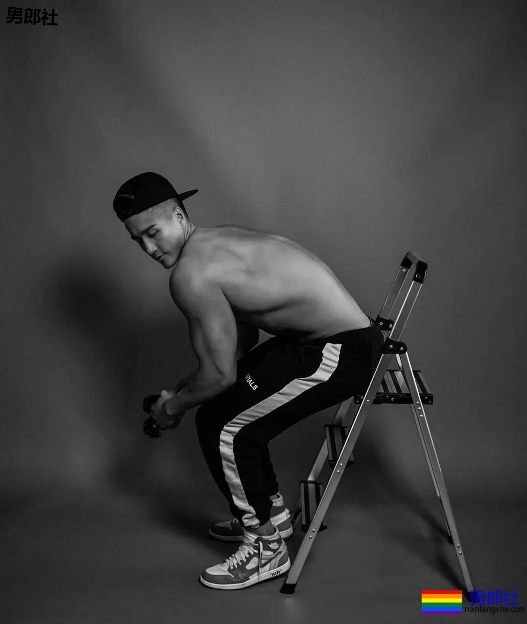 195cm东北高壮男孩分享他的健身经。 - 51虹马 195cm东北高壮男孩分享他的健身经。 - 51虹马