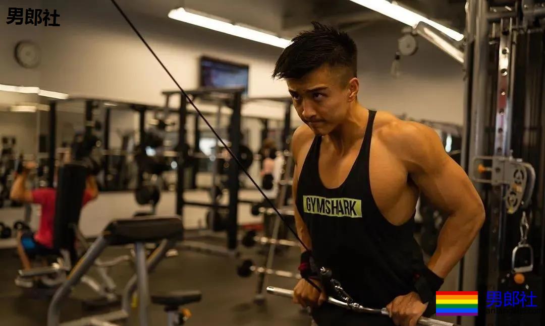 195cm东北高壮男孩分享他的健身经。 - 51虹马 195cm东北高壮男孩分享他的健身经。 - 51虹马