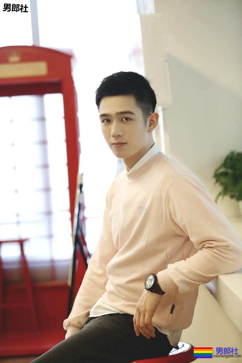 会做饭的阳光小哥哥，居家必备型男友！ - 51虹马