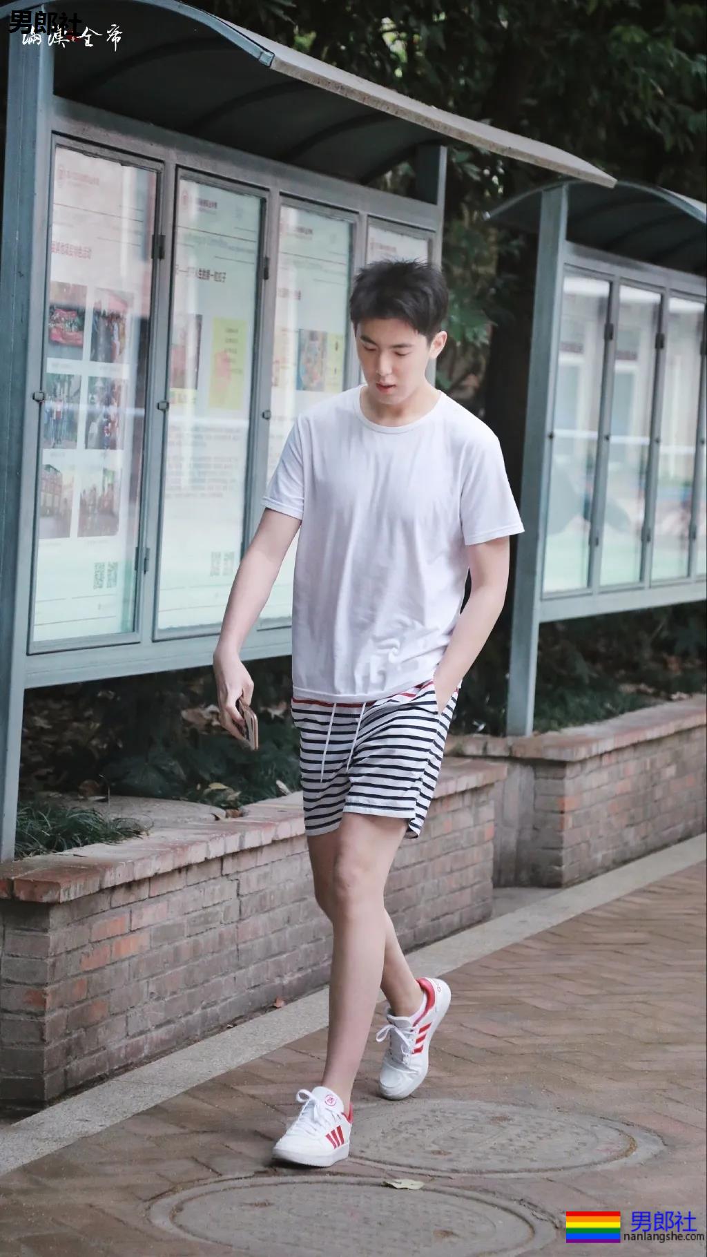 187长腿阳光少年，小哥哥简直帅到犯规！ - 51虹马