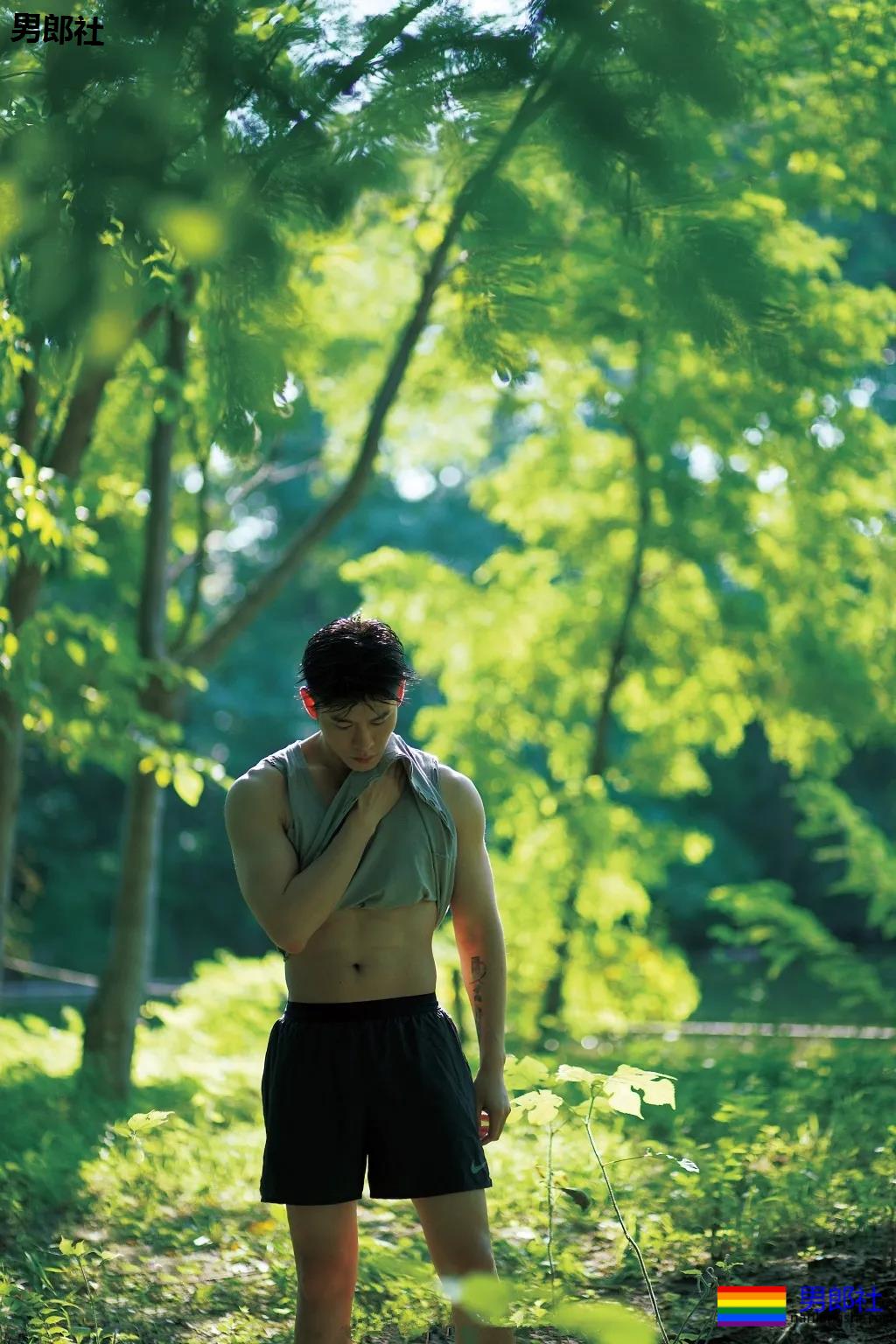 颜值和身材都在线的肌肉小哥，你可吗? - 51虹马