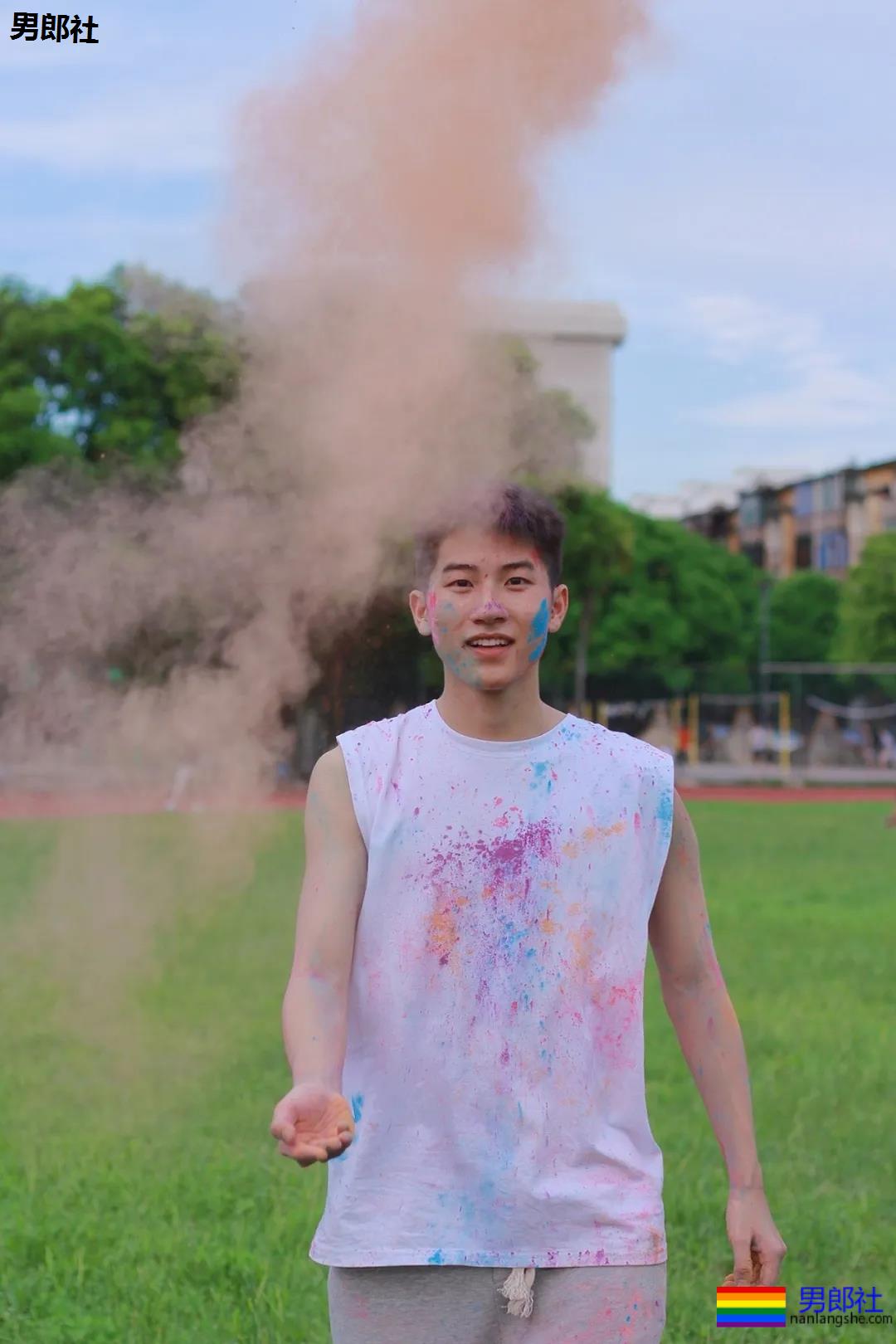 GAY版“奶茶妹妹”上热搜了! - 51虹马 GAY版“奶茶妹妹”上热搜了! - 51虹马