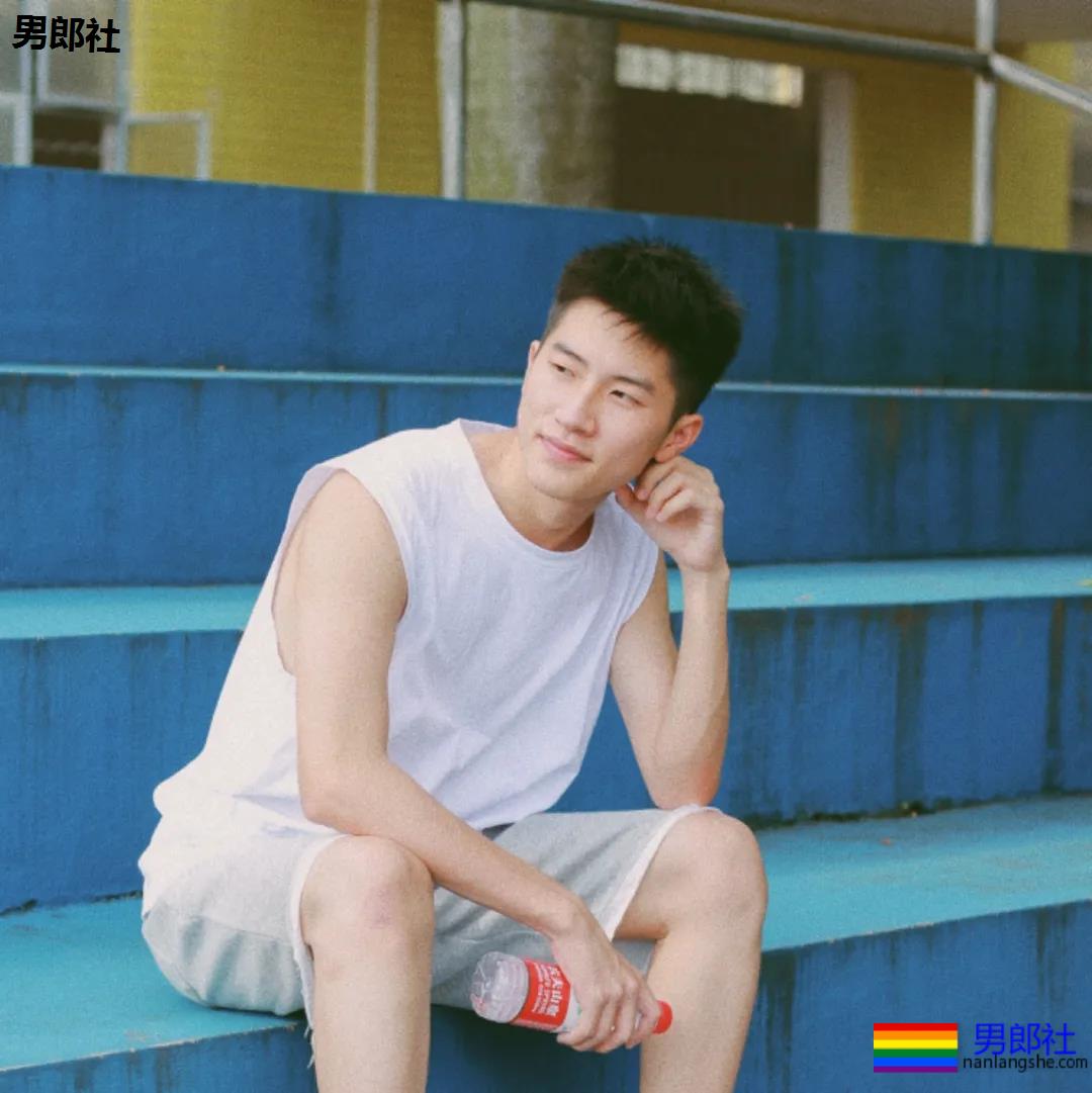 GAY版“奶茶妹妹”上热搜了! - 51虹马 GAY版“奶茶妹妹”上热搜了! - 51虹马