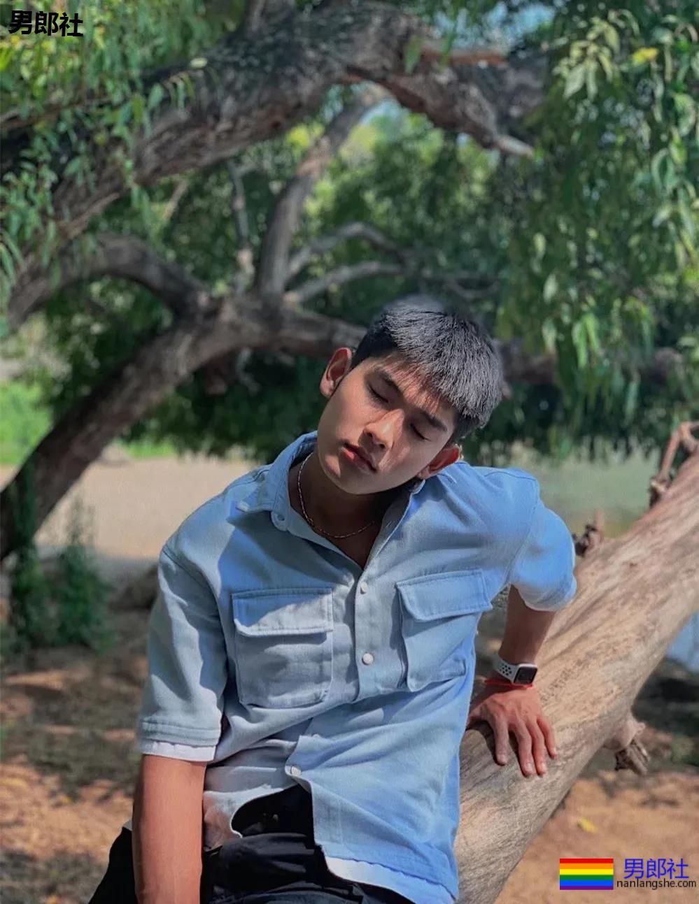 西安体院187肌肉小哥，是你理想中的体育生吗？ - 51虹马