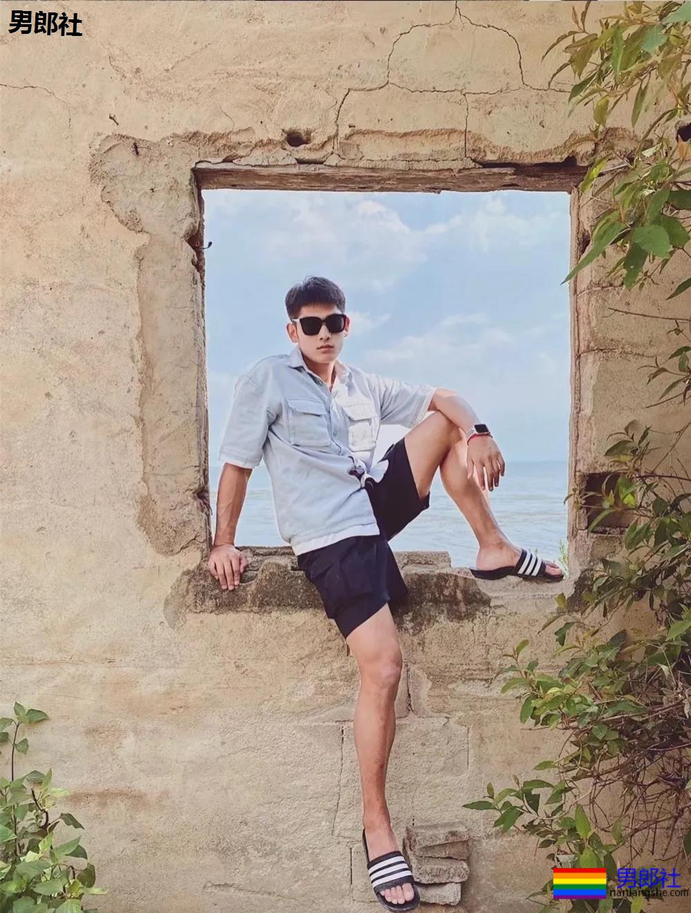 西安体院187肌肉小哥，是你理想中的体育生吗？ - 51虹马