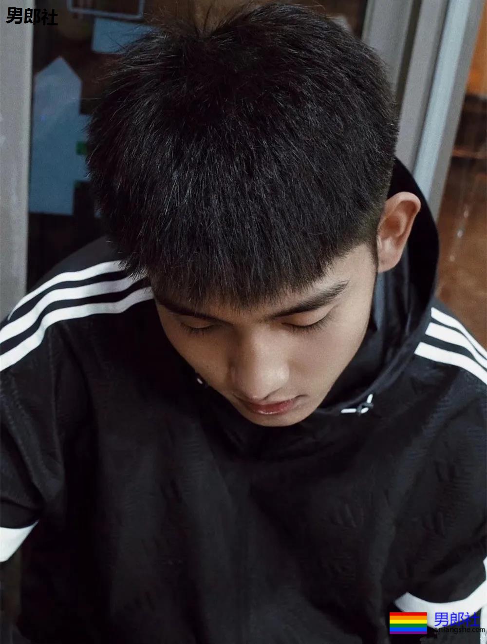 西安体院187肌肉小哥，是你理想中的体育生吗？ - 51虹马