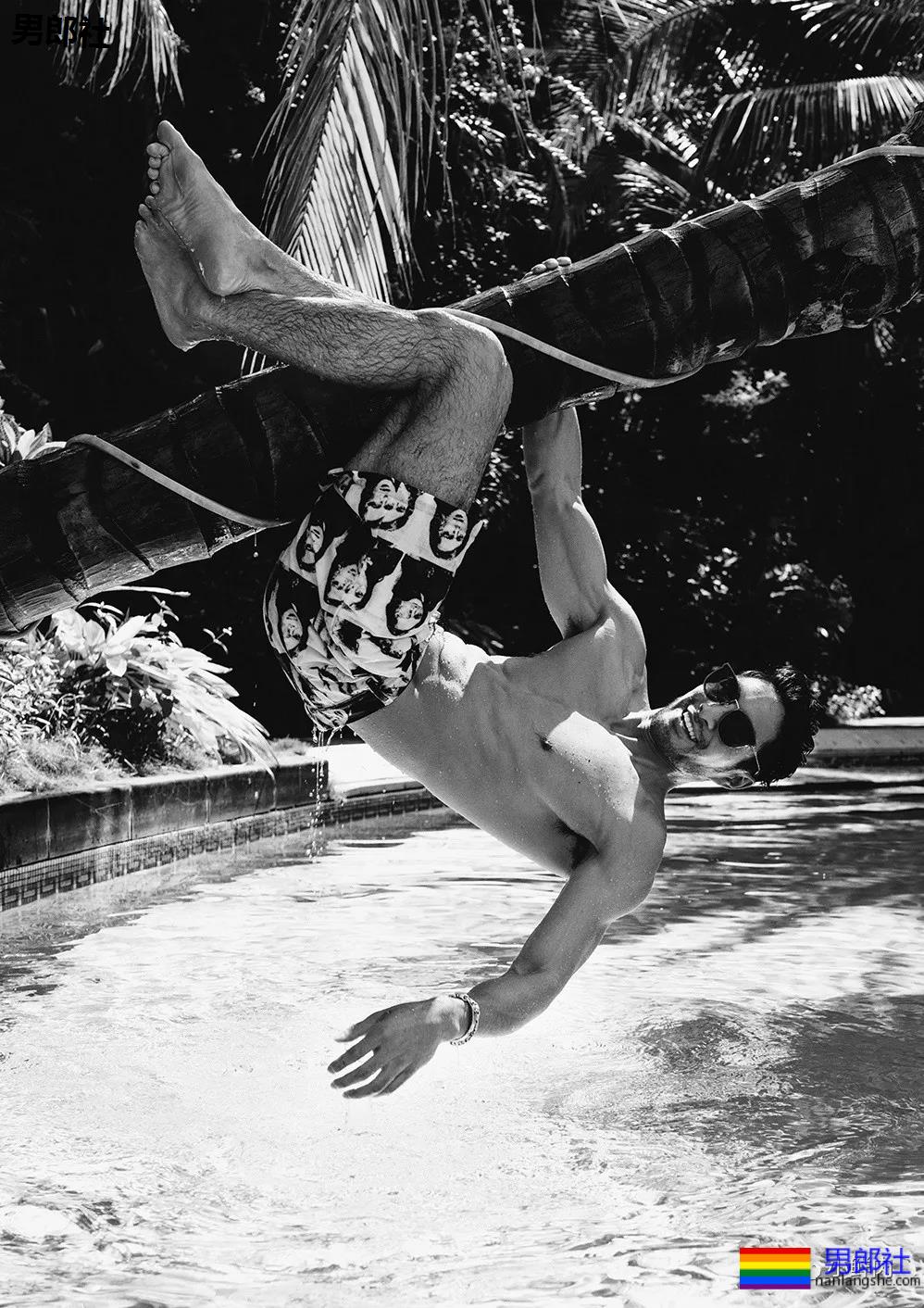 许凯早年模特照曝光，和他同期的男模如今怎么样了？ - 51虹马