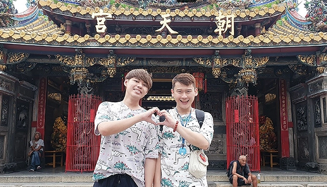 同志YouTuber《夫夫之道》机车环岛16天 风雨无阻放闪19县市1550公里 - 51虹马