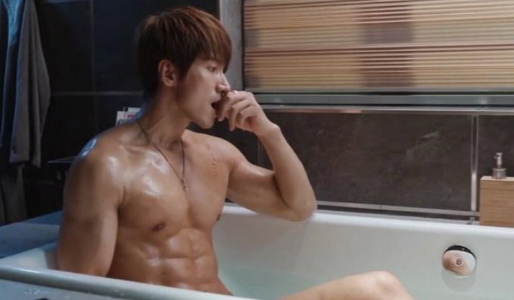 言承旭火辣入浴镜头网路曝光 43岁好身材连外国人都赞爆-51虹马