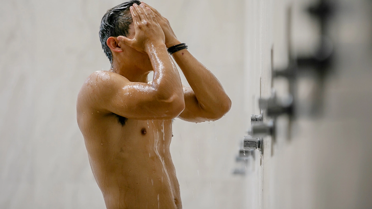 告别咸湿酷暑七月，你应该要知道的10部人气最高男同志电影 - 51虹马